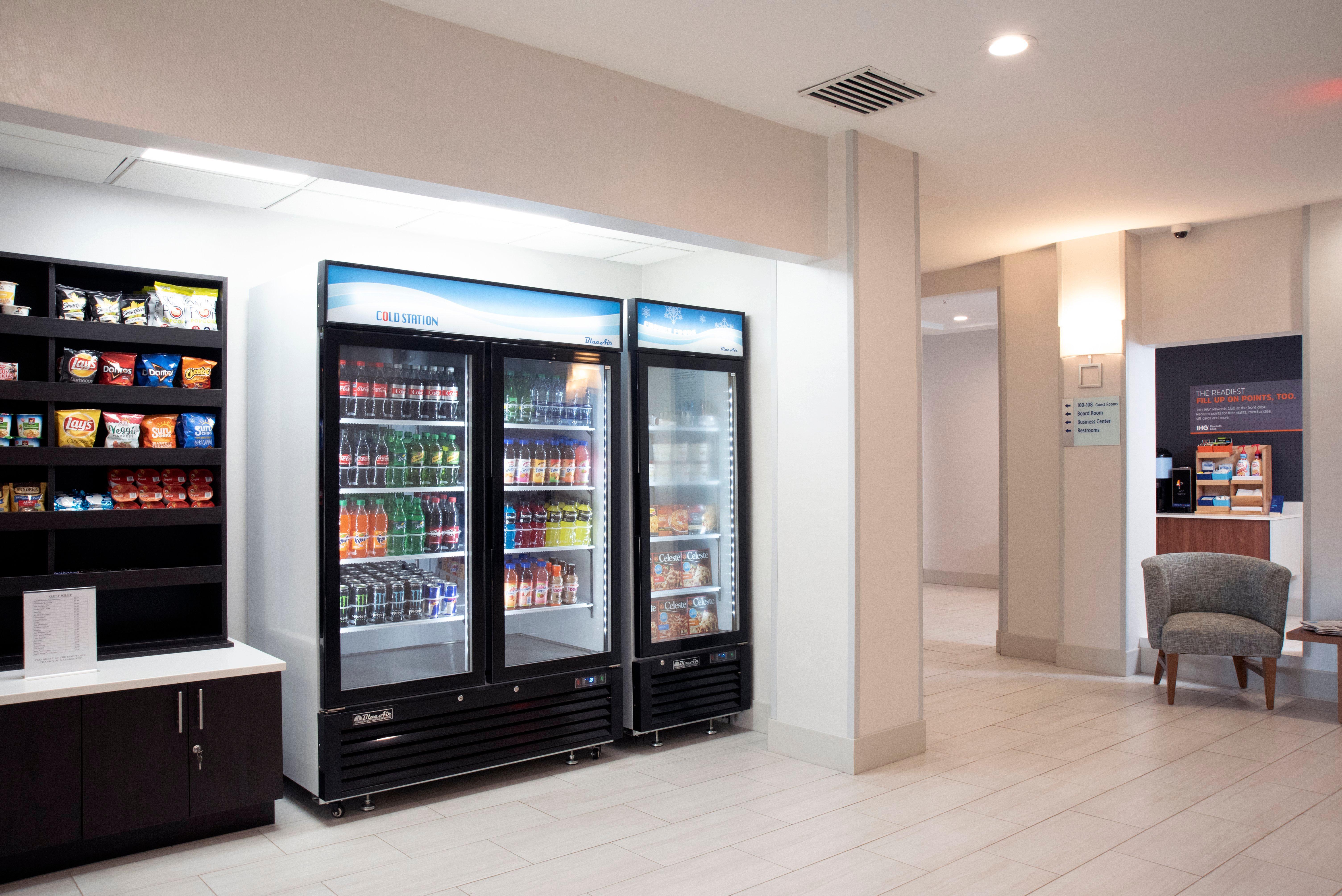 Holiday Inn Express Hotel & Suites Chester By Ihg Eksteriør bilde