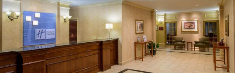 Holiday Inn Express Hotel & Suites Chester By Ihg Eksteriør bilde
